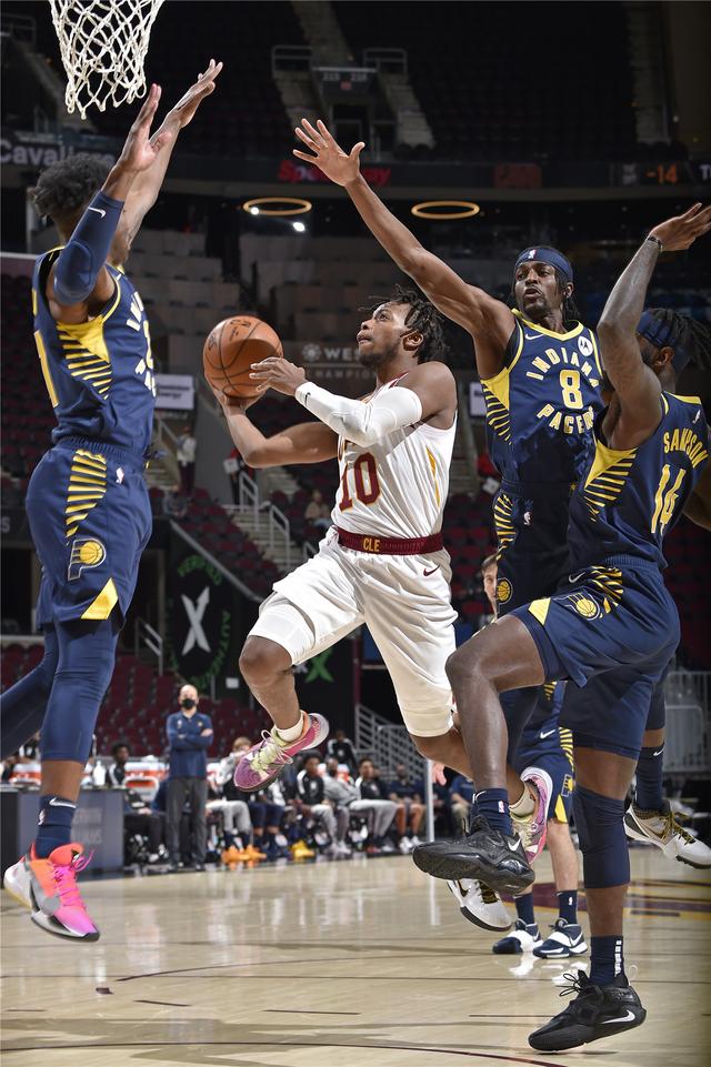 守都是巨大 守都是巨大