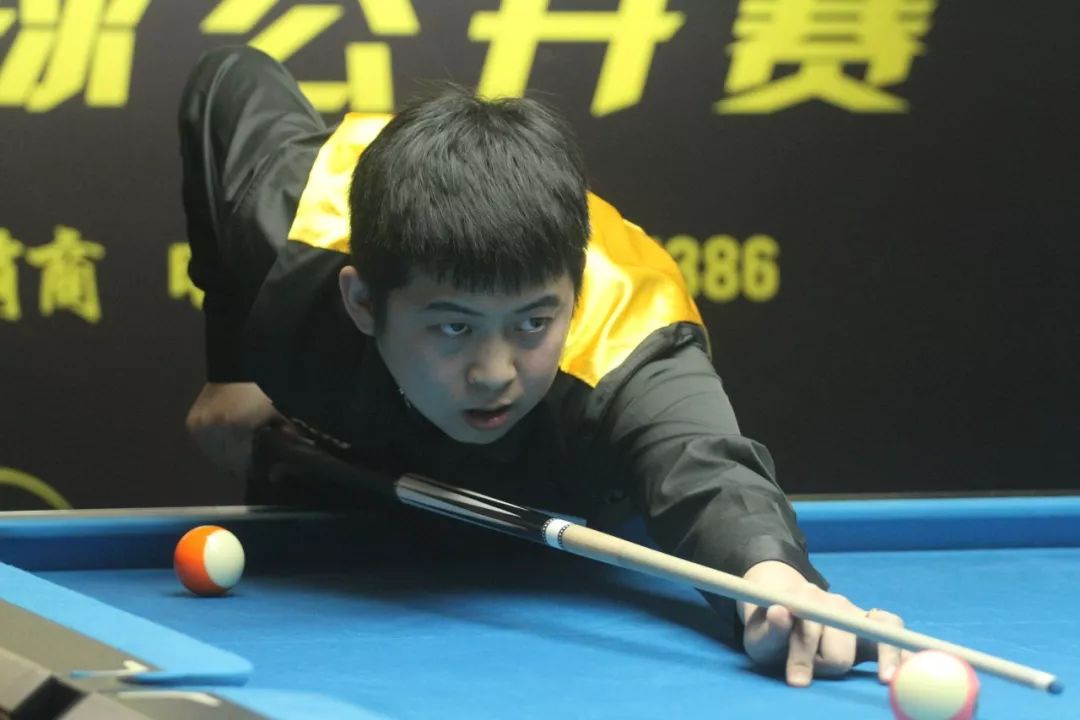 属与主题定 属与主题定